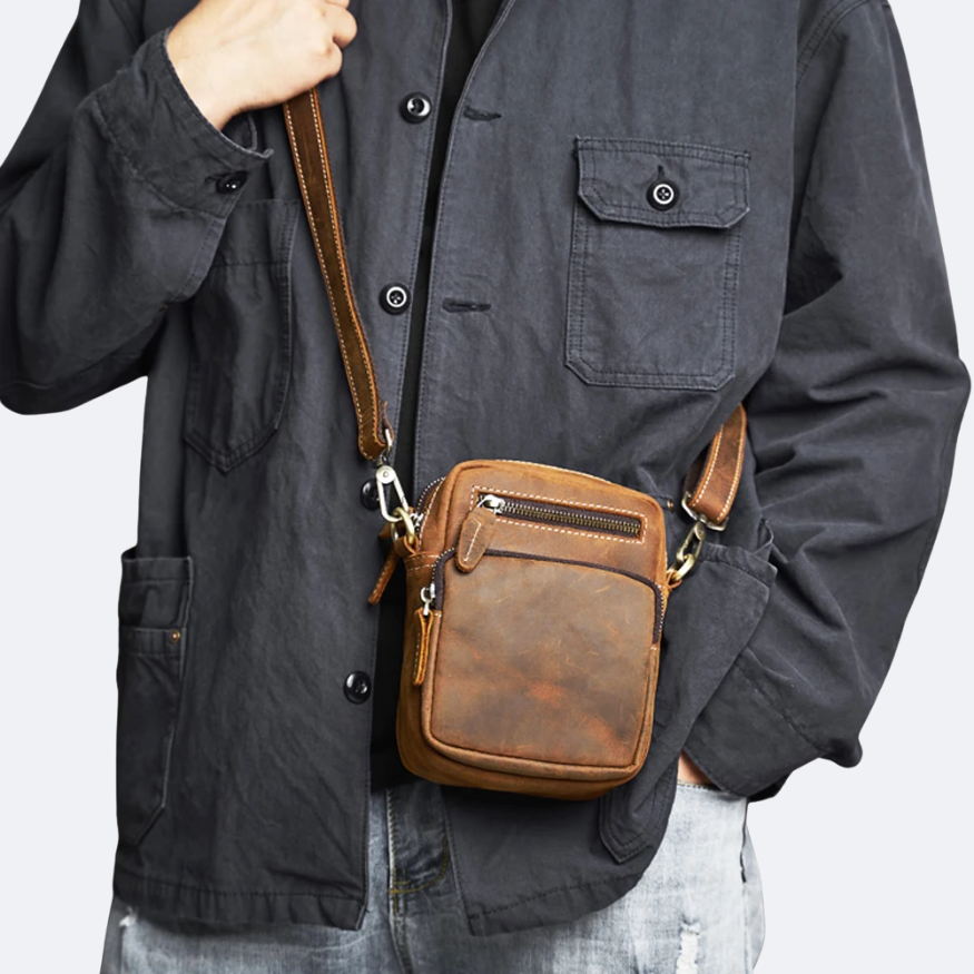Petite sacoche homme cuir 1 Petite sacoche homme cuir - Image principale - Univers sacoche