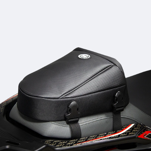 Sacoche de selle moto noir 1 Sacoche de selle moto noir - image principale - univers sacoche